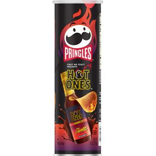 Pringles Hot Ones chipsy s příchutí pálivé omáčky Los Calientes Barbacoa 158 g