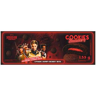 Yummer's Stranger Things kakaové sušenky s jahodovou náplní 135 g