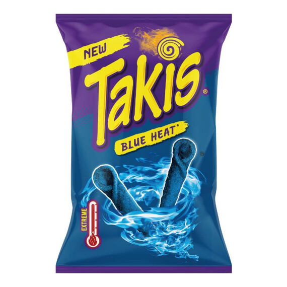 Balení kukuřičných chipsů Takis Blue Heat s nápisem "New" a označením "Extreme" zobrazující dva modré stočené chipsy obklopené modrým ohněm symbolizujícím intenzivní chuť. Hmotnost 100 g